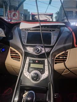 هیوندای ئەلەنترا